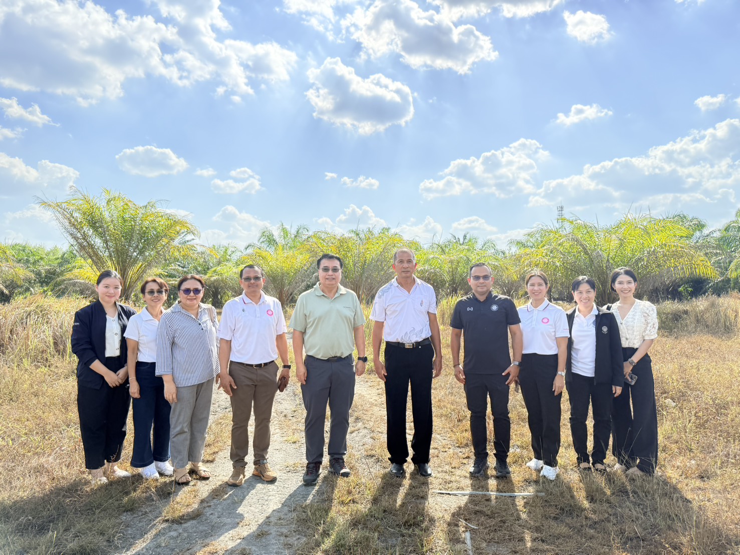 อธิบดีกรมบังคับคดี ลงพื้นที่สำรวจสถานที่ก่อสร้างสำนักงานบังคับคดีจังหวัดสุราษฎร์ธานี สาขาเวียงสระ